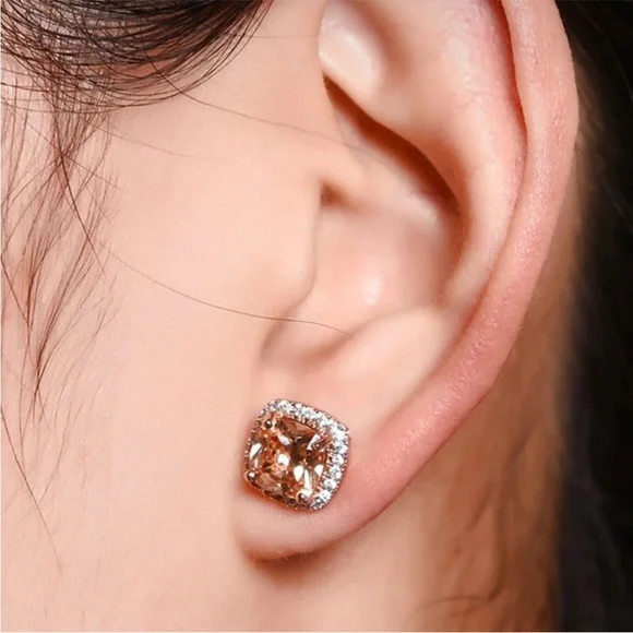 New Women’s Rose Gold Plated Morganite Earrings - Picture 3 of 3